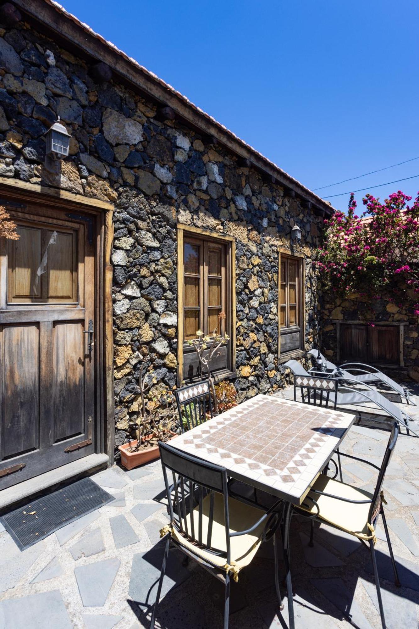 Charming Rustic House El Pinar & Wifi